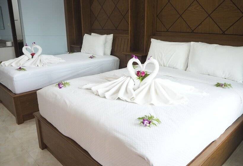 غرفة قياسية ثلاثية, Selamat Lanta Resort