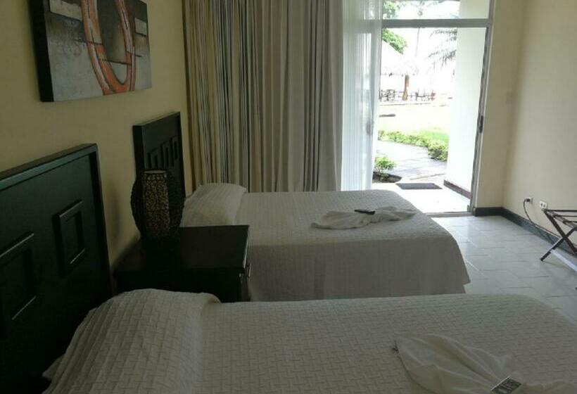 Quarto Quádruplo Estandar, & Villas Tangeri