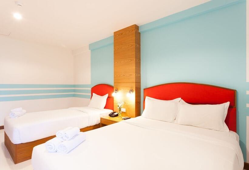 Трехместный Номер Deluxe, We Briza Hotel Chiangmai