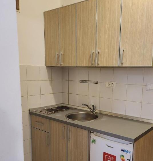 سوئیت با تخت بزرگ, Sunrise Apartments Baošići