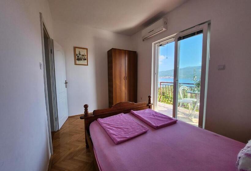 سوئیت با تخت بزرگ, Sunrise Apartments Baošići