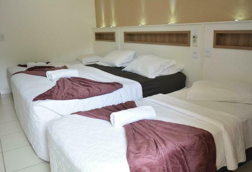 Quarto Quadruple Standart com Varanda, Estrela Do Mar