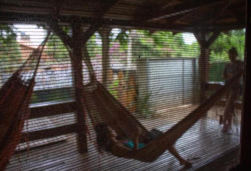 Четырехместный Номер Стандарт, Sagui Hostel