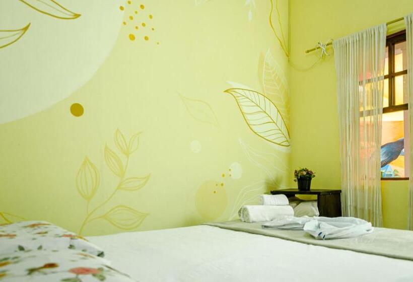 جناح, Verde Hostel Ilhabela