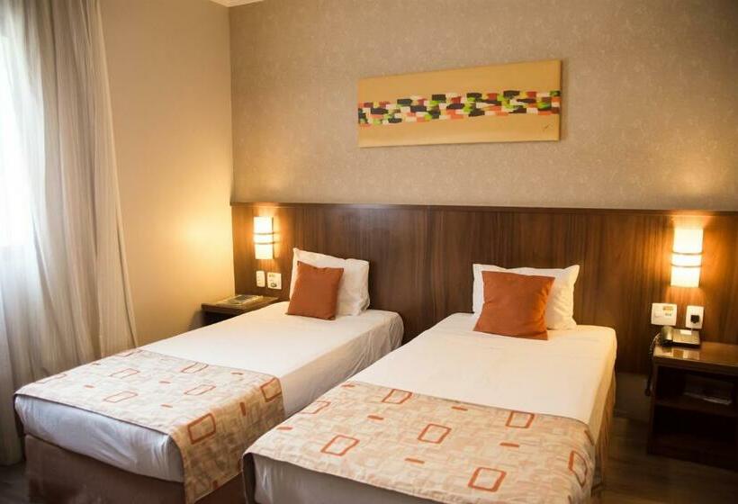 اتاق سوپریور, Class Hotel Varginha