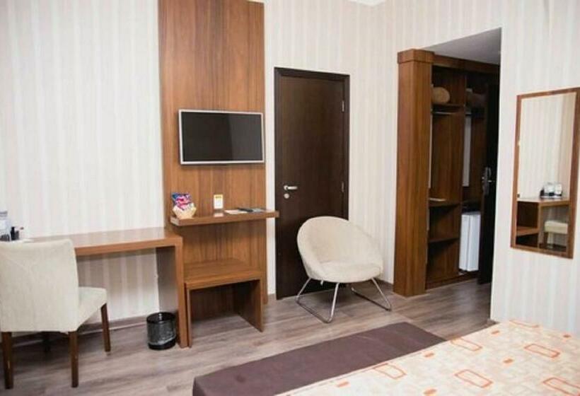 Deluxe Suite King Bed, Class Hotel Varginha