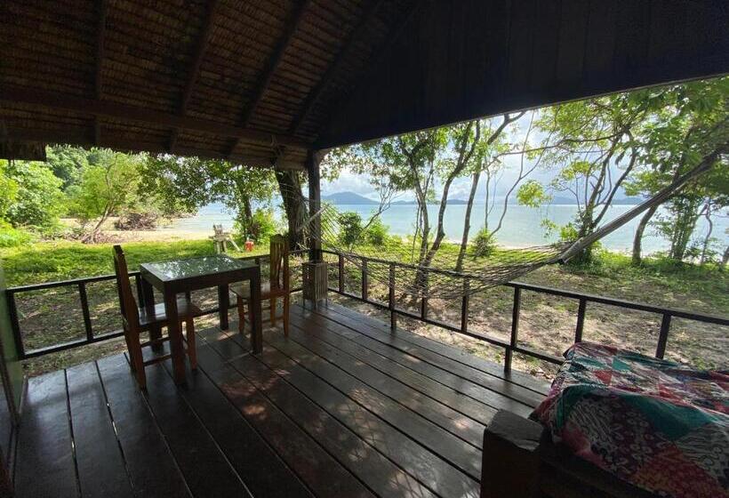 スタンダードバンガロー, Pp Land Beach Eco Resort