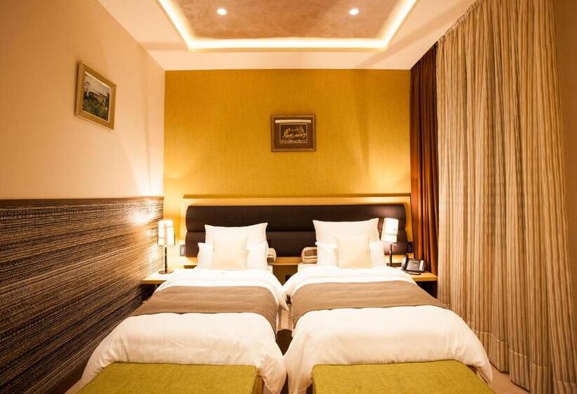 اتاق استاندارد, Atera Business Suites