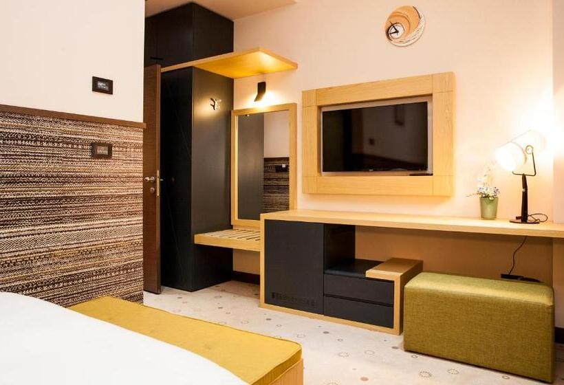 آپارتمان 1 خوابه, Atera Business Suites
