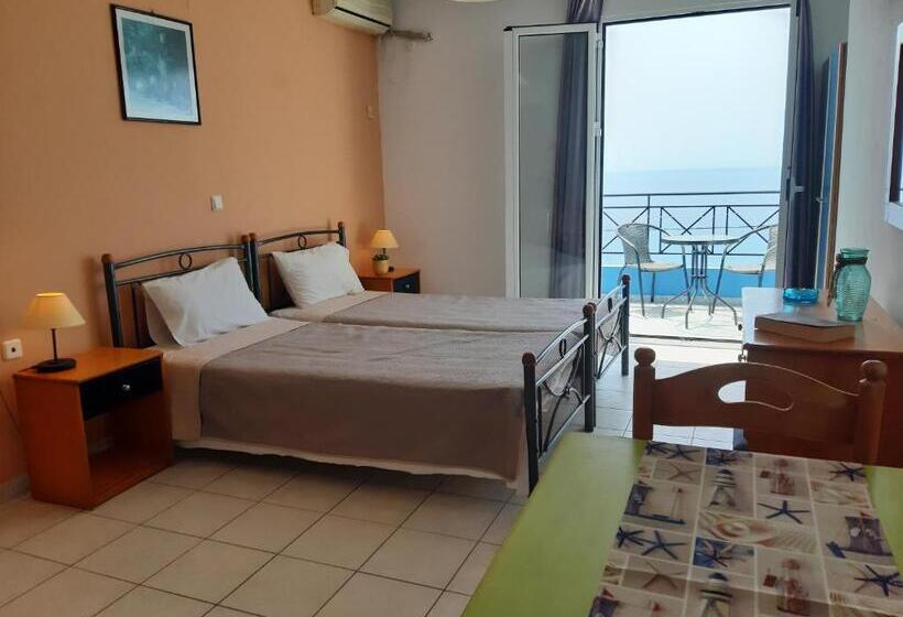 Студия Стандарт Вид на Море, Casa De Blue Studios & Apartments