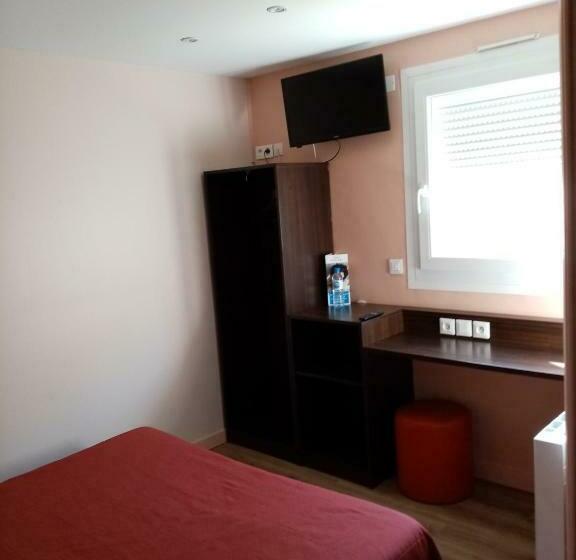Номер Стандарт, Brit Hotel St Quentin/nord