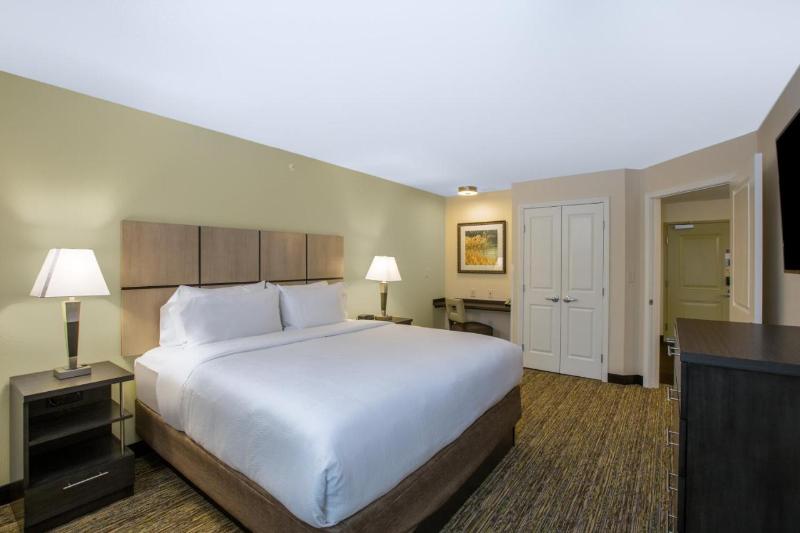 Студио Стандарт Кровать Кинг, Candlewood Suites   Omaha Millard Area, An Ihg