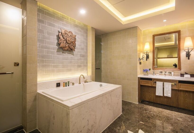 Люкс, Hilton Sanqingshan Resort