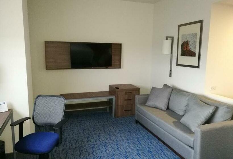 スイート, Holiday Inn Express & Suites   Ciudad Obregon, An Ihg