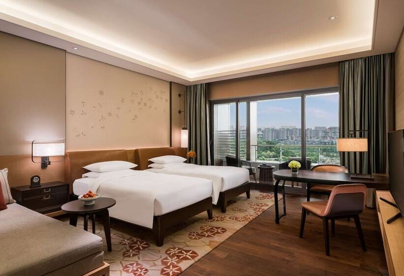 Номер Стандарт Вид на Озеро, Hyatt Regency Xi'an