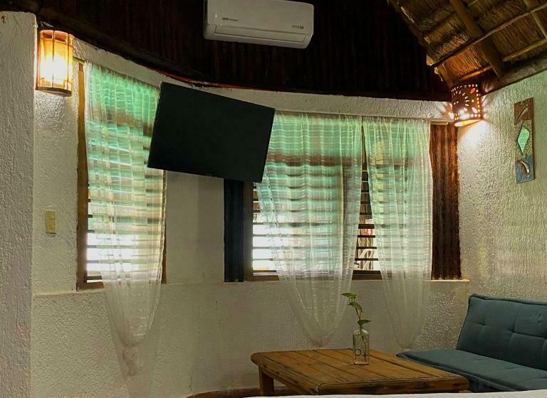 Standard Szoba King Size Bed, L'hotelito