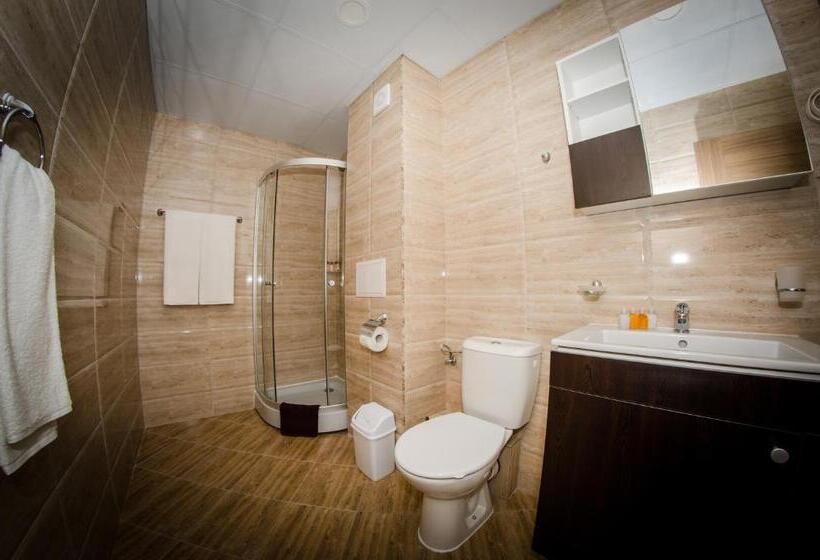 Апартаменты 2 Спальни с Балконом, Premier Fort Beach