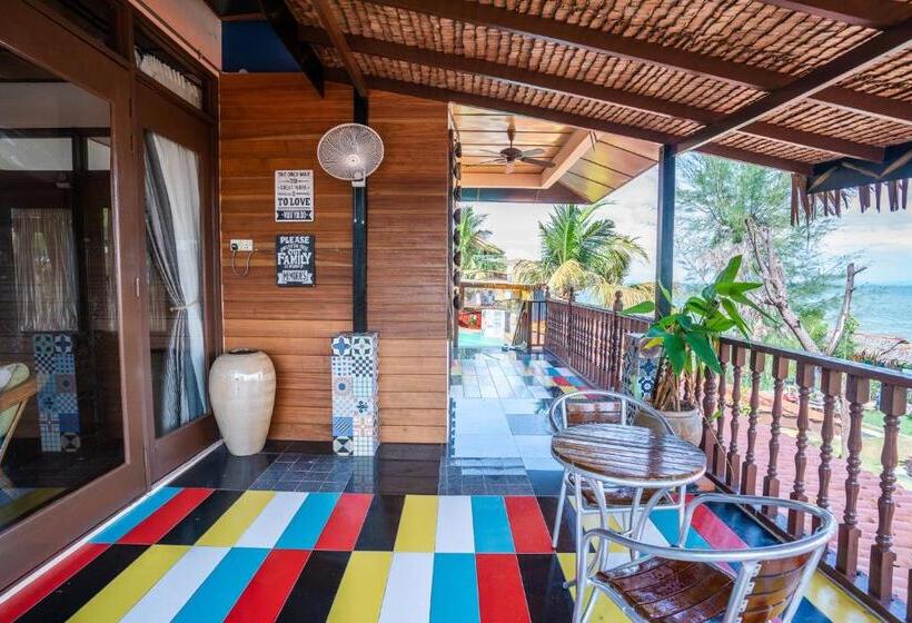 Королевский Люкс, Lost Paradise Resort