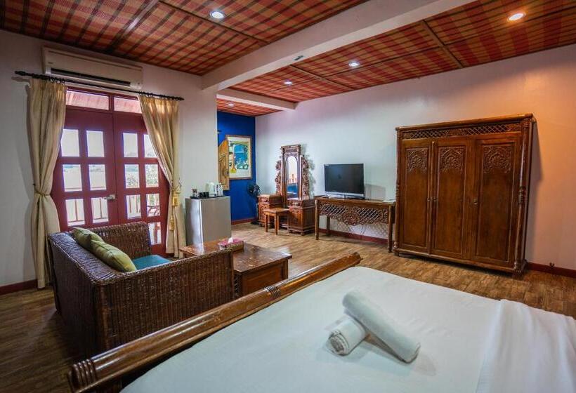 Люкс Премиум, Lost Paradise Resort