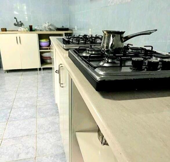 اتاق استاندارد چهار تخته, Rio Gonio