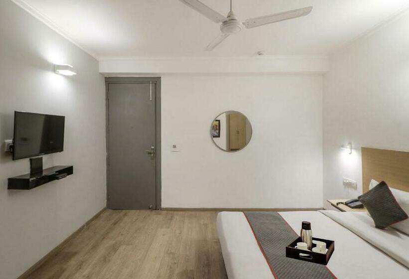 اتاق کلاسیک سه تخته, Oyo Townhouse 938 Hotel Near Omaxe Celebration Mall
