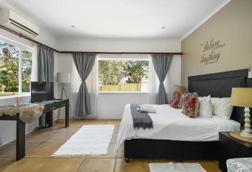 اتاق لوکس با تخت بزرگ, Caza Beach Guesthouse