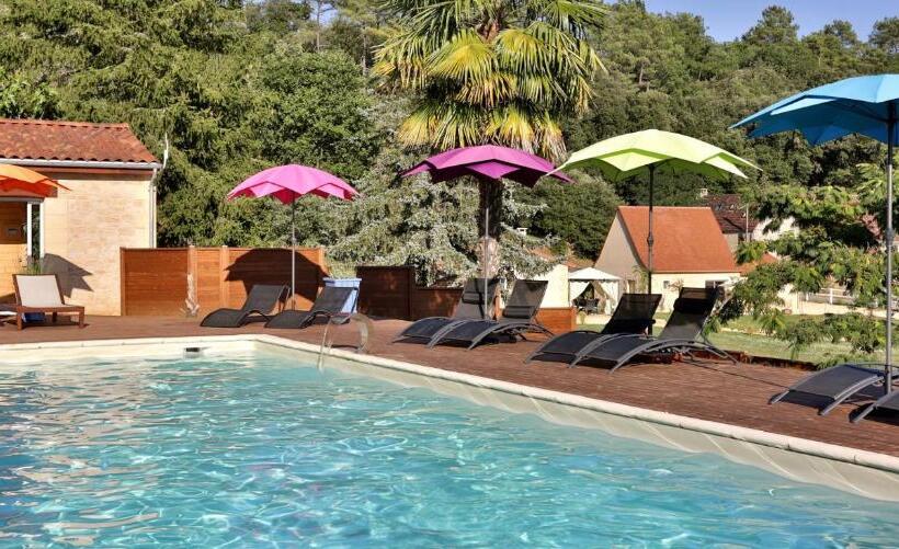 Дом 4 Спальни, Domaine De Campagnac   Spa & Sauna