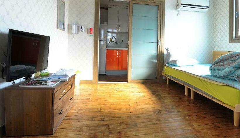 Номер Стандарт, The 1st Andong Hostel