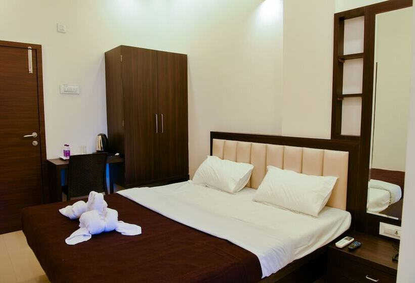 Номер Deluxe, Malvan S Aishwarya