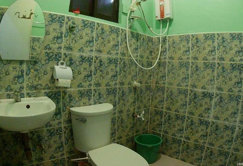 اتاق لوکس, Laveranda Beach Resort