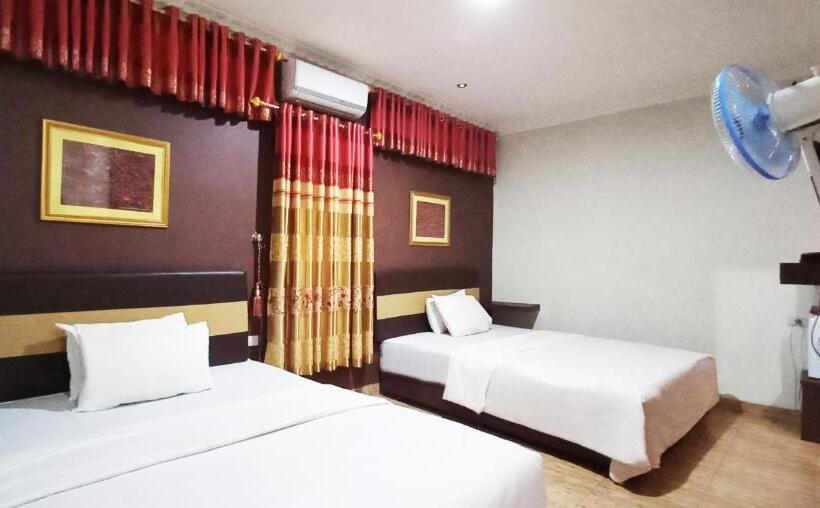 Семейный Номер, Grand S Kuntum Hotel Syariah
