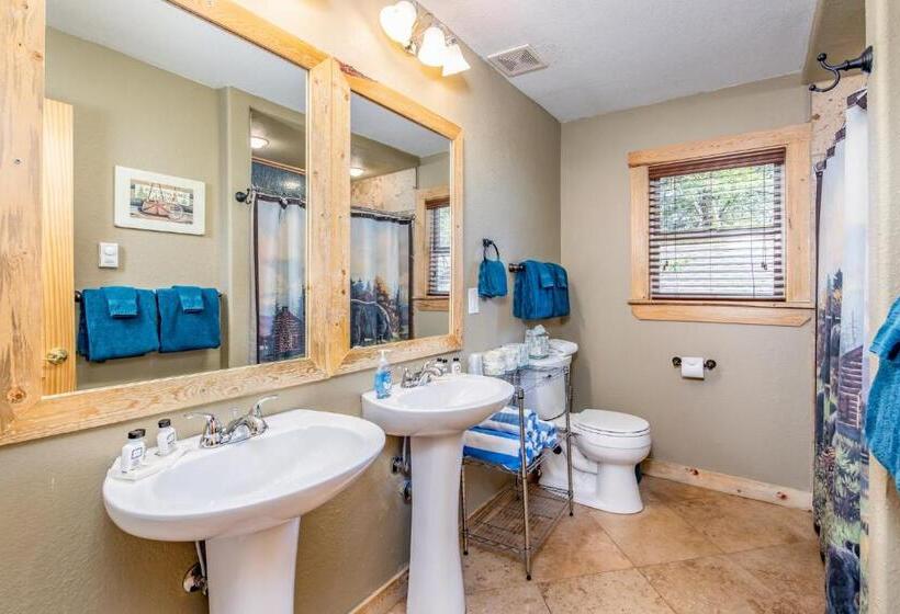בקתה, Stonebrook Resort   Adult Only