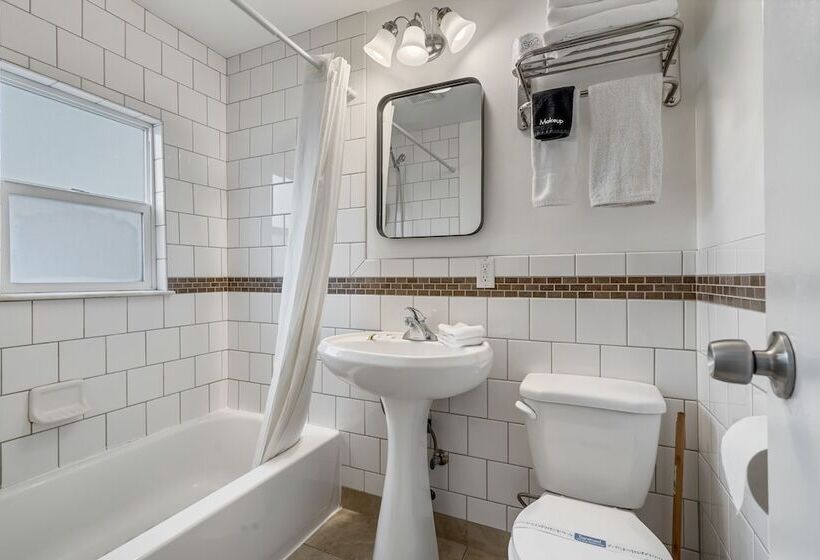 Номер Стандарт Трехместный, Selkirk Motel