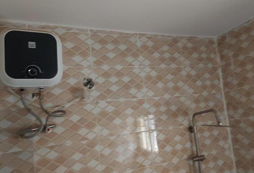 اتاق استاندارد با تخت بزرگ, Dopepi