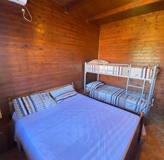 Семейный Номер Вид на Сад, Guesthouses Gjokazaj Tale Beachfront