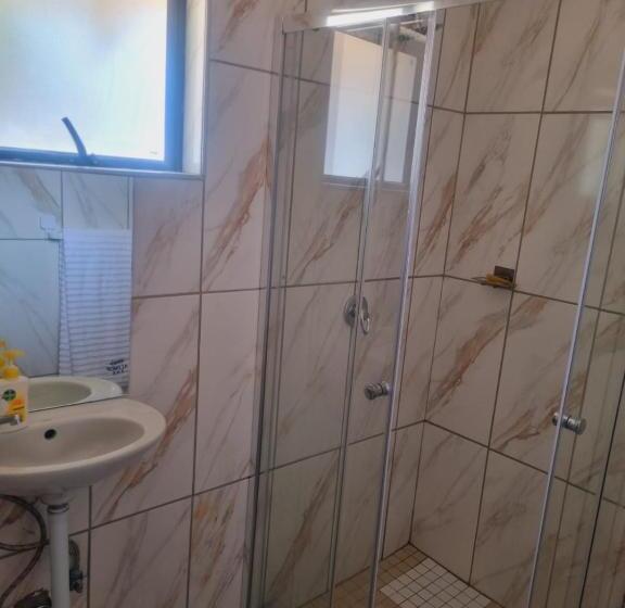 اتاق لوکس, Home Life Guesthouse
