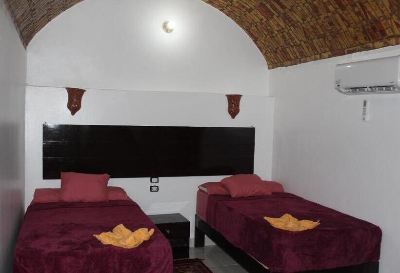 اتاق استاندارد, Ajwa Guest House