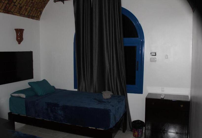 اتاق استاندارد, Ajwa Guest House