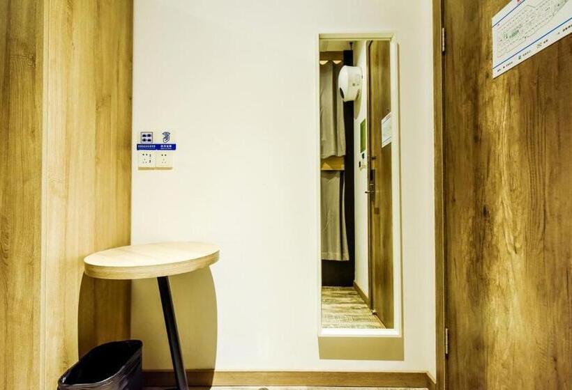 Bed in Shared Room with Shared Bathroom, Heye International Youth Hostel