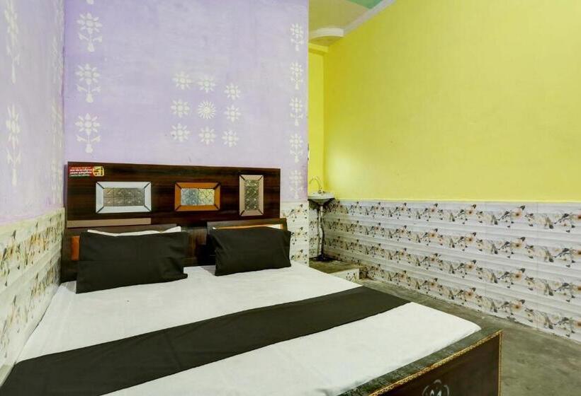 Трехместный Номер Классика, Oyo Flagship Krishna