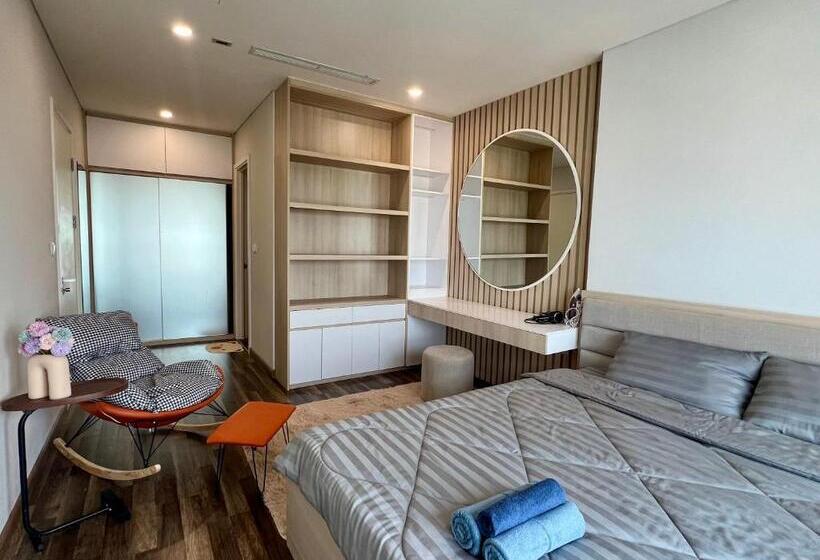 سوییت خانوادگی, Uphoenix Home  Hado Centrosa Garden