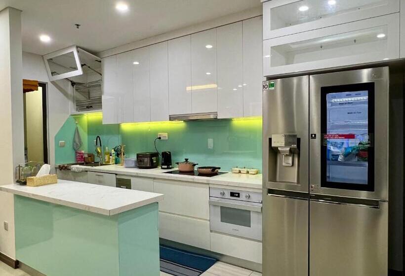 سوییت خانوادگی, Uphoenix Home  Hado Centrosa Garden