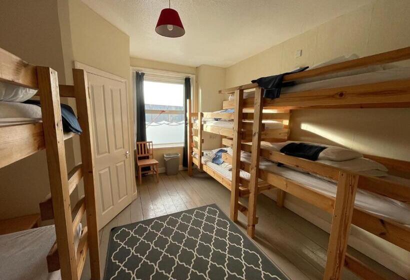 Номер Economy, Portland Outdoor Centre Hostel