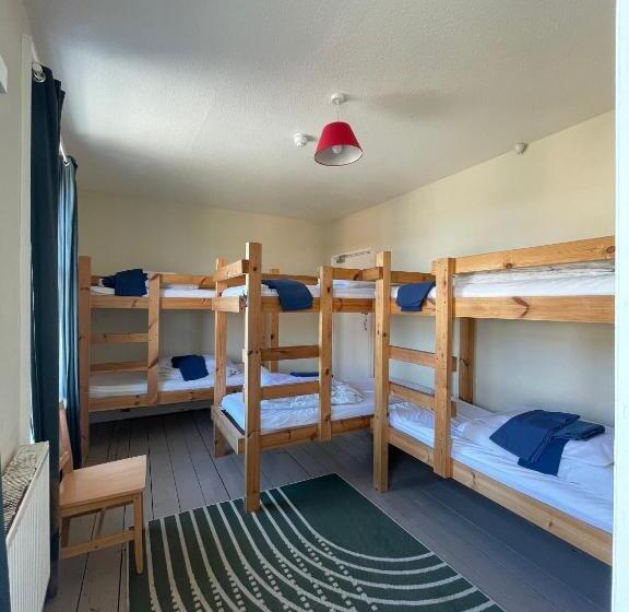 Номер Economy, Portland Outdoor Centre Hostel