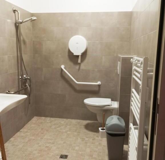 آپارتمان 1 خوابه, Chambre D Hôtes Pmr Hildegarde