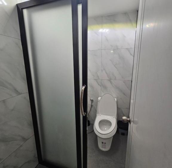 Номер Стандарт, Happy Beach Jomtien Guesthouse
