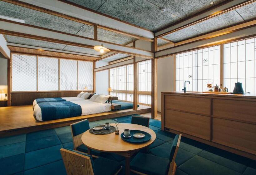 스위트, Showcase Hotel Kasane