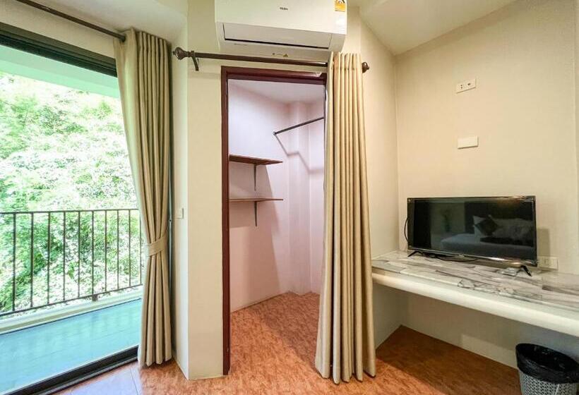Студия Стандарт, Tri S Miracle Kata Beach Side