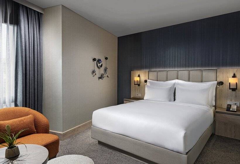 اتاق پرمیوم, Crowne Plaza Istanbul   Ortakoy Bosphorus, An Ihg