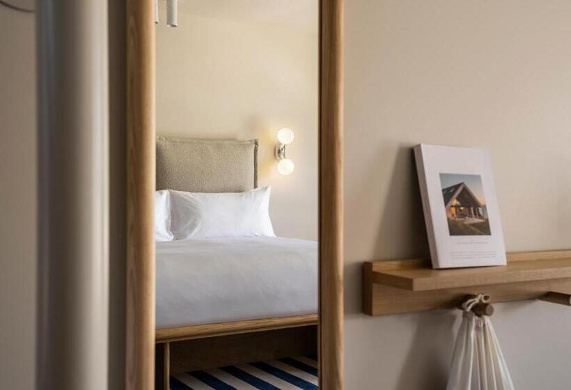 Deluxe Suite King Bed, The Standardx, Melbourne